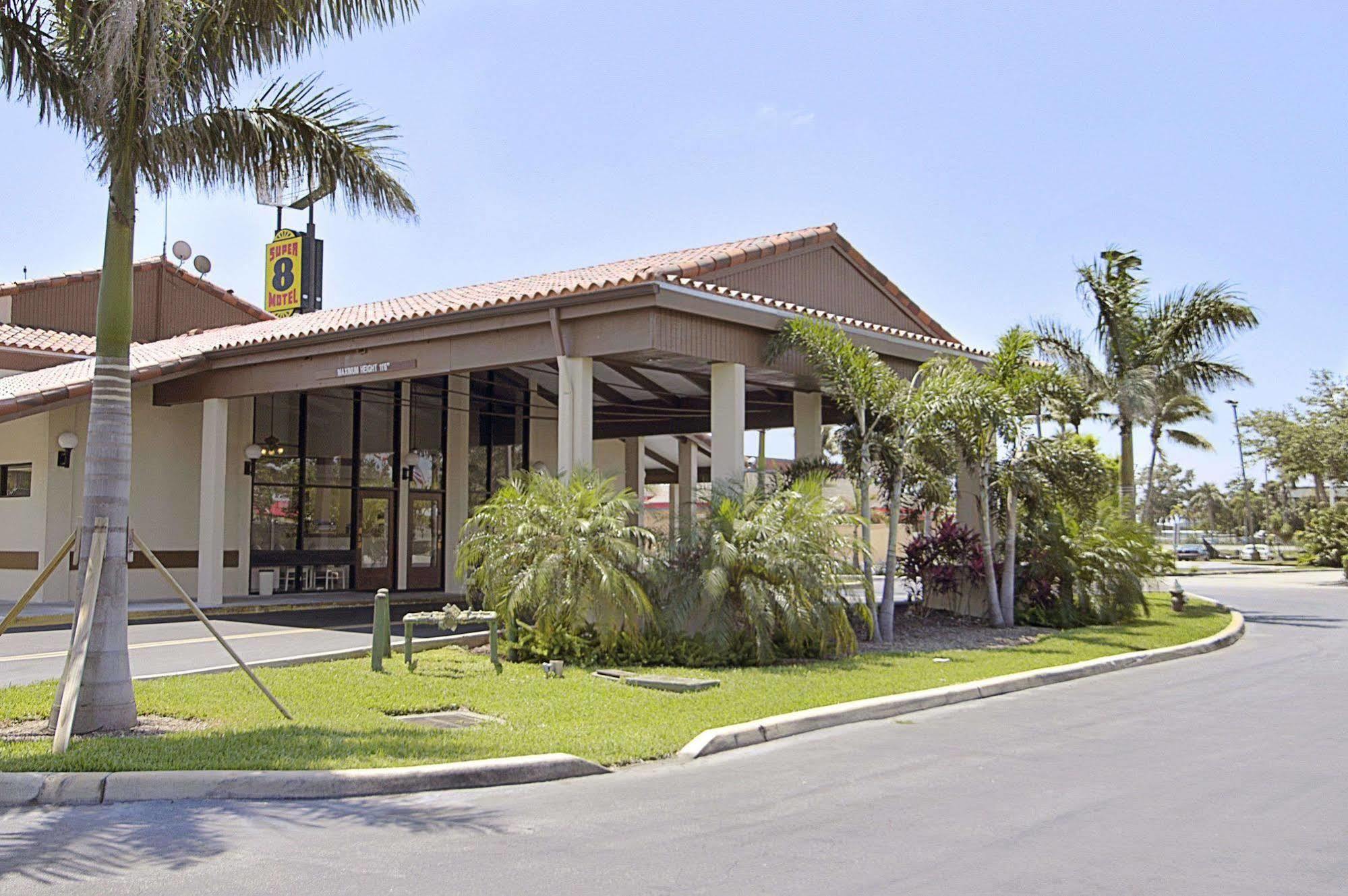 Super 8 By Wyndham Riviera Beach West Palm Beach Kültér fotó